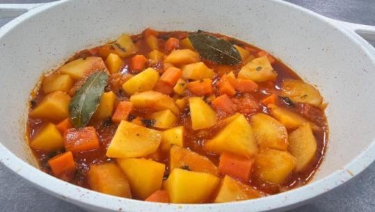 Gjelle me patate dhe karrota nga zonja Albana