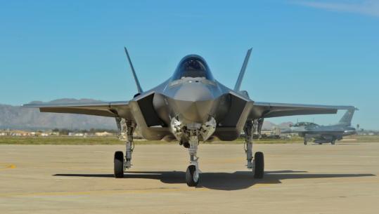 Shkelën hapësirën ajrore të Estonisë, avionët rusë zmbrapsen nga F-35 italiane! NATO konfirmon rastin