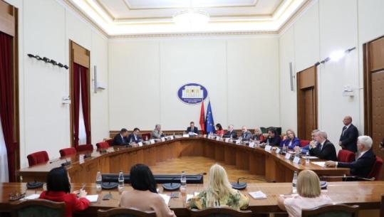 Komisionet Parlamentare ende ‘pezull’, PD pa propozime për anëtarët! PS: Sillni emrat, ose nisim punën pa ju