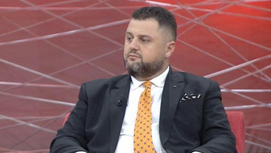 Indrit Sefa: Veliaj është ende kryetar në detyrë, shkarkimi mund t'i jap atij fitore në Kushtetuese  