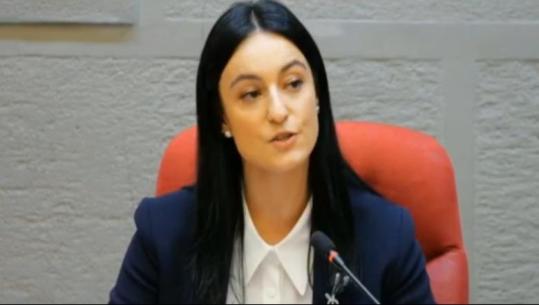 Nis mbledhja e Këshillit Bashkiak për shkarkimin e Veliajt, Fino: Transformoi Tiranën, por është urgjente nevoja për të zgjidhur ngërçin politik