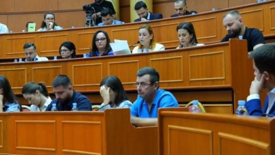 Mbledhja për Këshillit Bashkiak për shkarkimin e Erion Veliajt, ja 3 këshilltarët që mungojnë