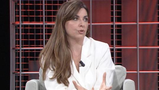 Shkarkimi i Erion Veliajt/ Jonida Shehu: Duhej të ishte në mbledhjen e Këshillit Bashkiak, ligji e parashikon