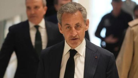 ‘Kam bërë gati valixhet dhe jam i qetë’, Nicolas Sarkozy nis vuajtjen e dënimit në burg
