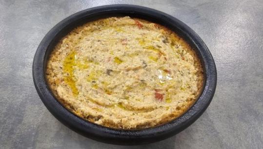 Tavë dheu me gjizë dhe mish viçi nga zonja Albana