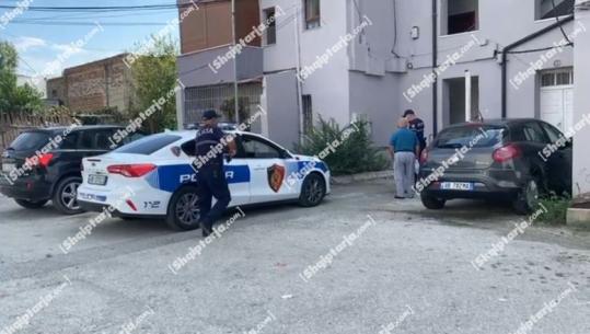 Lushnjë/ I moshuari gjendet i pajetë në banesë, banorët e pallatit telefonojnë policinë pas aromës së rëndë
