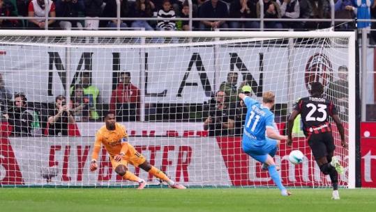Milani fiton 2-1 kundër kampionëve të Napolit, kuqezinjtë zbresin të kaltrit nga vendi i parë