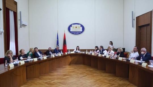 Mblidhet Konferenca e Kryetarëve, opozita kërkon përsëritje të seancës për prezantimin e programit të qeverisë