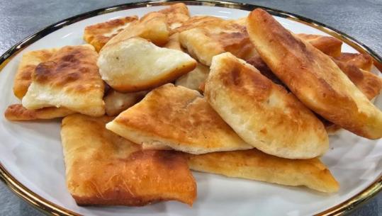 Petulla me gjizë dhe kos, të buta me super shije nga zonja Albana