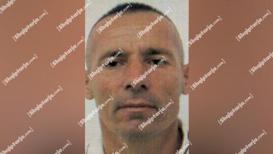 Përshtati shtëpinë në Gjormë për prodhimin e kanabisit, del foto e Agron Tafaj! I arrestuar më parë me 94 kg drogë në banesë