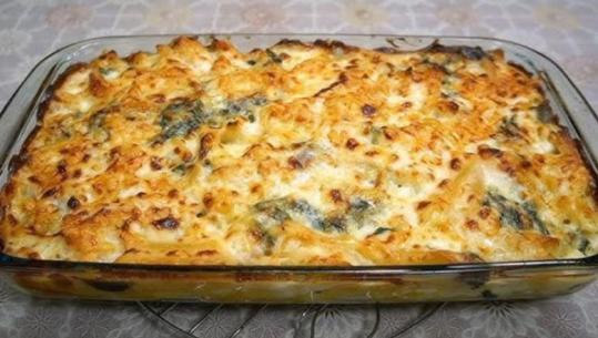 Tavë spinaqi me beshamel nga zonja Albana / Recetë në pak minuta, pa shumë kosto