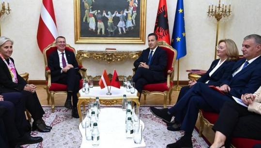 Peleshi pret në takim presidentin e Letonisë, në fokus forcimi i bashkëpunimit mes vendeve dhe angazhim i përbashkët në sigurinë rajonale