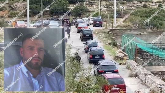 U gjet i varur në një tabelë në Bruksel, të riut shqiptar i jepet lamtumira në Kukës! I dënuar për trafik kokaine në Angli