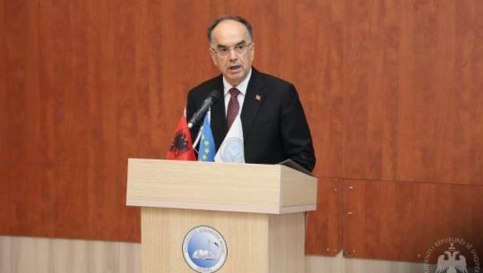 Nisja e vitit të ri akademik, presidenti Begaj uron studentët nga Universiteti i Durrësit: Ju do të jeni udhëheqësit e të ardhmes
