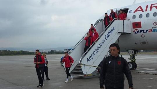 Kombëtarja mbërrin në Serbi, udhëtimi nga Tirana zgjati 49 minuta