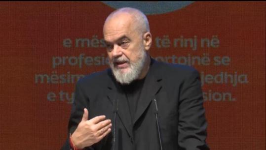 Rama: Sot mësuesi i paprekshëm, i rikthyem autoritetin! Më parë nuk kishin garanci për vendin e punës