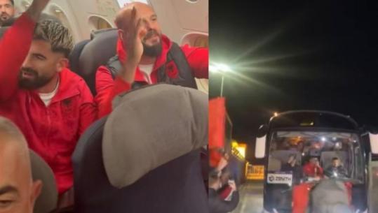 Shqiptarët e gdhijnë në festë, presin Kombëtaren në Rinas pas fitores në Serbi (VIDEO)