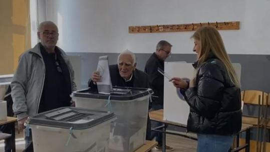 Zgjedhjet lokale në Kosovë/ Voton 96-vjeçari, më i moshuari mes 191 mijë votuesve 