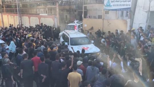 Hamasi liron edhe 13 pengjet e tjerë, iu dorëzuan Kryqit të Kuq 