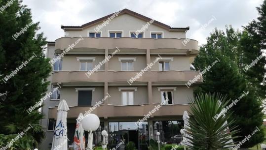 FOTO/ Ky është lokali në Elbasan ku policia arrestoi 14 persona, disa me armë pa leje