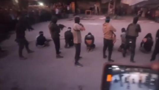 Militantët e Hamasit ekzekutojnë shtatë persona të akuzuar për bashkëpunim me Izraelin (VIDEO)