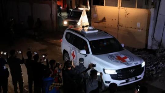 Hamasi: Kemi dorëzuar të gjitha trupat e gjetur! Trump: Nëse nuk zbatoni marrëveshjen Izraeli mund të kthehet në rrugët e Gazës sapo ta them unë