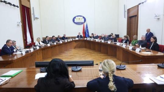 Ngritja e 2 komisioneve të posaçme/ PS i jep barazi opozitës tek Reforma Zgjedhore! Tek Territorialja shumica i takon mazhorancës