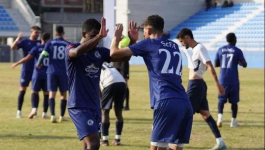 Dhunoi policin e bashkisë pas ndeshjes së humbur, 'Blutë' e Kukësit arrestojnë portierin e Tërbunit