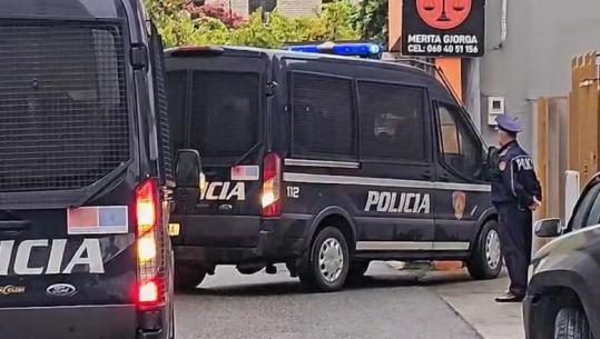 U kapën me armë në lokal 'Zylyftari'/ Lihen në burg 6 nga 14 të arrestuarit në Elbasan! Lirohet ish-deputeti Bujar Muça 