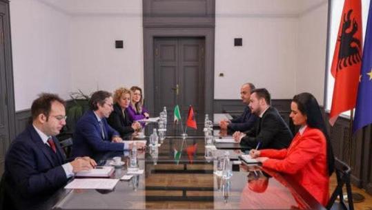 Ministri Salla pret ambasadorin e Italisë, Alberti, thellim i bashkëpunimit në fushat e bujqësisë, zhvillimit rural dhe sigurisë ushqimore