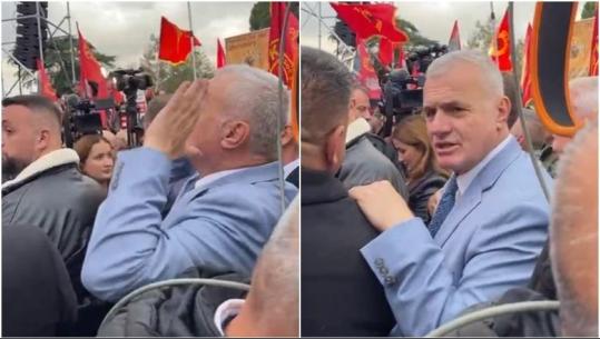 Bujar Leskaj nuk zbaton urdhrin e Berishës, merr pjesë në protestën e UÇK-së (VIDEO)