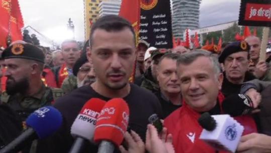 Djali i Hashim Thaçit nga protesta për UÇK në Tiranë: Faleminderit të gjithëve për pjesëmarrjen