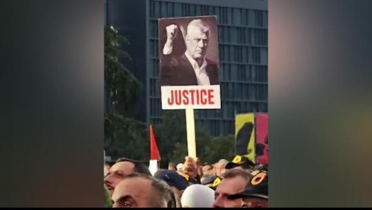 Videolajm/ Nga Tirana kërkohet drejtësi për Hashim Thaçin 