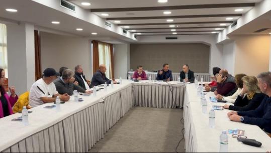 Pogradeci me turizëm gjithëvjetor, negociata me çekët