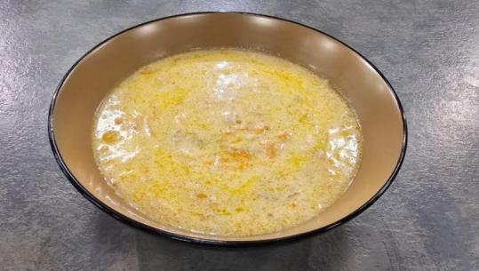 Supë me krahë pule nga zonja Albana / Ja mënyra më e shijshme për t’a gatuar