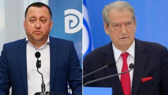 Zgjedhjet/ Kandidati i djathtë në Vlorë i përgjigjet Berishës: Asnjëherë nuk ke dashur një PD të fortë, por të nënshtruar ndaj teje