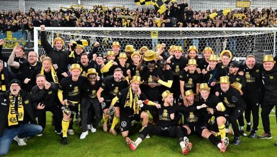 Frymëzuese/ Skuadra e fshatit të peshkatarëve me 1 400 banorë fiton titullin kampion në elitën e futbollit suedez