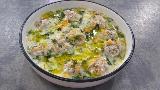 Pashaqofte në supë perimesh nga zonja Albana