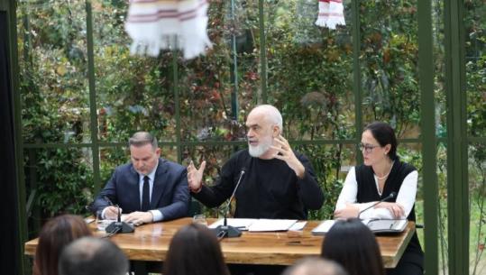 Paketa e Maleve/ Rama kritika kryebashkiakëve: Pse nuk keni dorëzuar hartat me zonat prioritare? Demokratët i kemi për hudhër, majtas e djathtas keni fjetur gjumë (VIDEO)