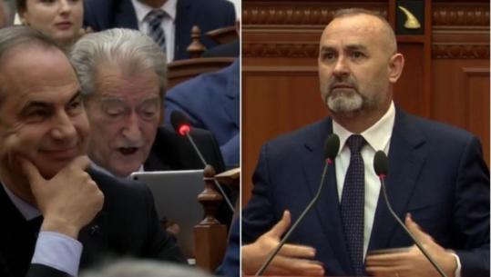 Manja ironizon Berishën  me një ‘episod’ në Bjeshkët e Istogut: Për herë të parë ishe i vërtetë, të tjerat i ke gënjeshtra