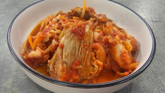 Lakër me mish derri nga zonja Albana