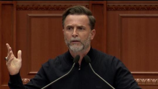 Denoncimi i Erion Braçes: Ky qytet është aluçinant, nuk ka mundësi, kanë nxjerrë në shitje lulishten! Për atë zot isha mirë në fshat