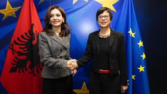 Elisa Spiropali takohet me Marta Kos në Bruksel: Për Shqipërinë, zgjerimi është proces transformimi dhe merite