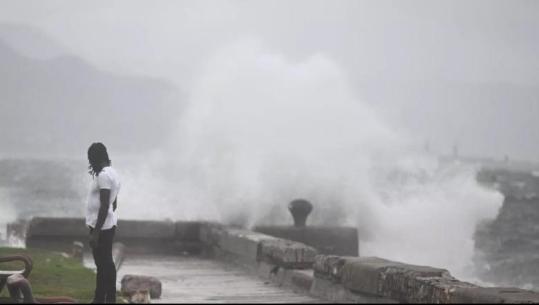 Uragani Melissa shkakton frikë në Xhamajka, të paktën 4 të vdekur! Autoritetet: Do të ketë ndikim katastrofik