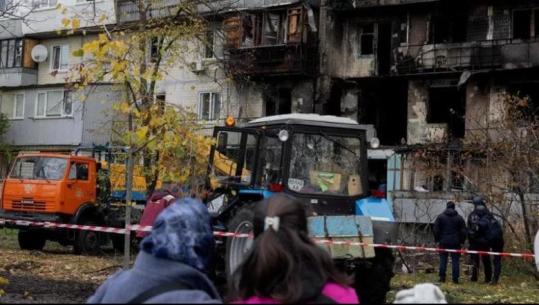 Lufta në Ukrainë/ OKB akuzon Moskën për spastrim etnik: Po synon dhe detyron civilët të largohen duke i sulmuar me dronë 