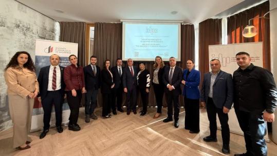 Zyra e Komisionerit tryezë me Shoqatën e Siguruesve të Shqipërisë: Bashkëpunim për zbatimin e ligjit të ri 'Për mbrojtjen e të dhënave personale'