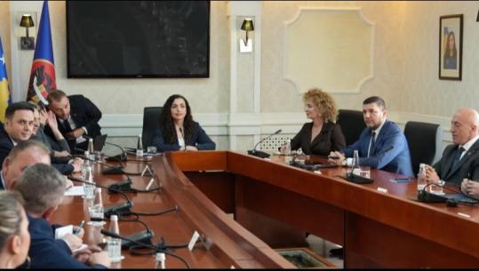 Kosova ende pa qeveri, takimi i Osmani me liderët e partive politike, pa zgjidhje
