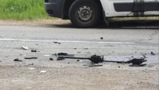 Dibër/ Shoferi në gjendje të dehur humb drejtimin e furgonit dhe del nga rruga, plagosen 5 pasagjerët! Policia e arreston