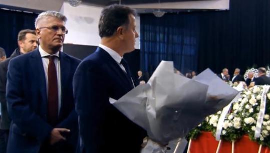 Homazhet për Fatos Nanon, Berisha nuk shkon në ceremoni! Dërgon si përfaqësues Gjekmarkajn dhe Nokën