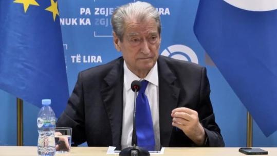 Ligji për barazinë gjinore, Berisha: Është punë e George Soros që do të shuajë familjen tradicionale! Është i fuqishëm, mos ta nënvlerësojmë